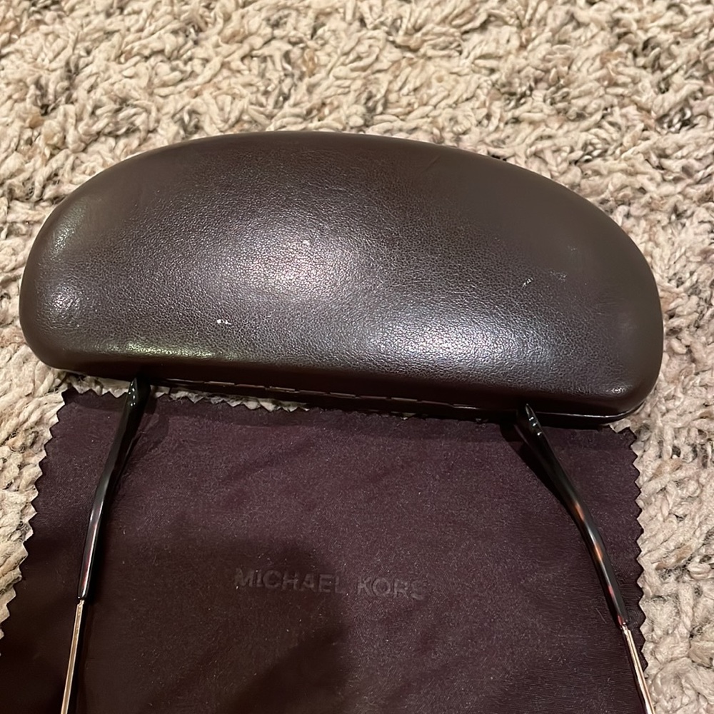 Michael Kors copper/tortoise half-frame eyeglasses with case and cleaning cloth - Picture 12 of 13